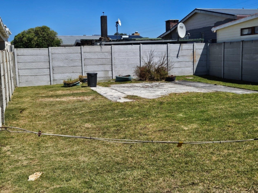 0 Bedroom Property for Sale in Pearly Beach Western Cape